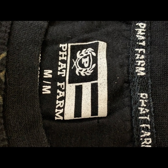 PHAT FARM “hustle” T shirt medium 💯 cotton some underarm piling *see pic - Picture 3 of 7